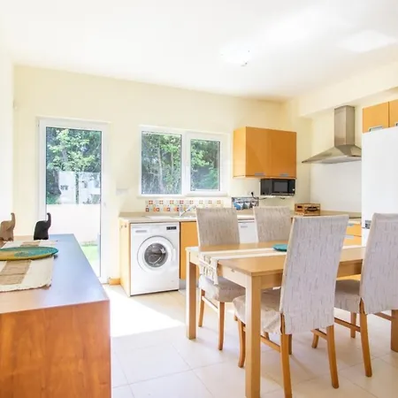 Casa Aromas Do Mar, * Burgau